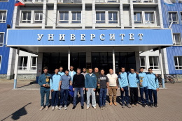 Ректор ГАГУ Евгений Павлов встретился с командами университета по рафтингу